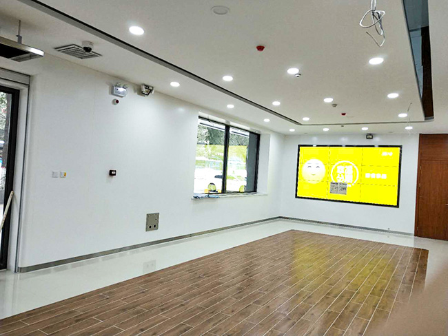 成都91视频色版下载与工商银行大厅合作案例 成都91视频色版下载与工商银行大厅合作案例