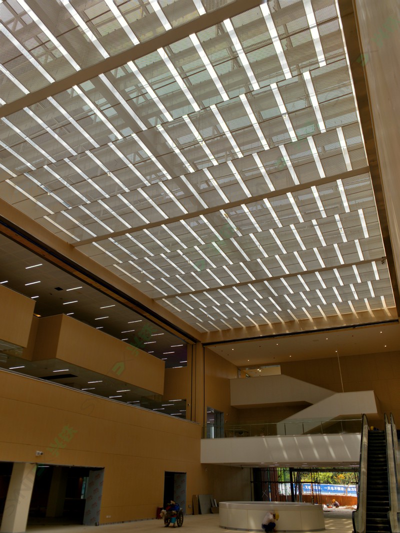 写字楼装修中的钢制91视频在线观看18应用